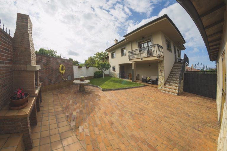 casa luise ribadesella 768x512