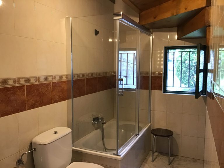 cuarto de bano casa camangu c camangu ribadesella 768x576