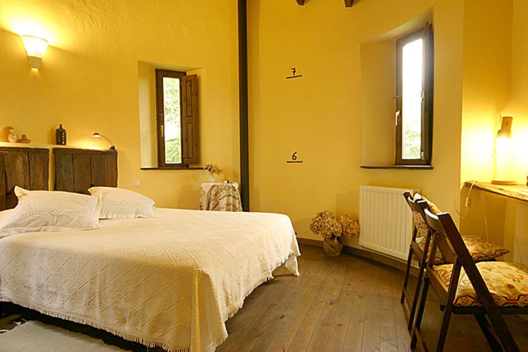 dormitorio apartamento silos correntiu sardalla ribadesella 768x512