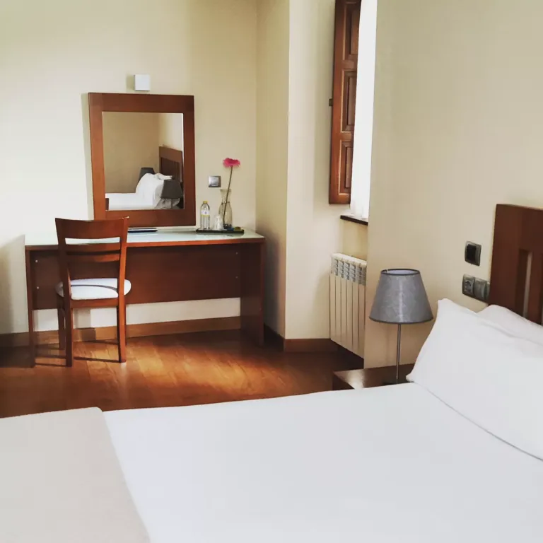 habitacion doble hotel villadesella