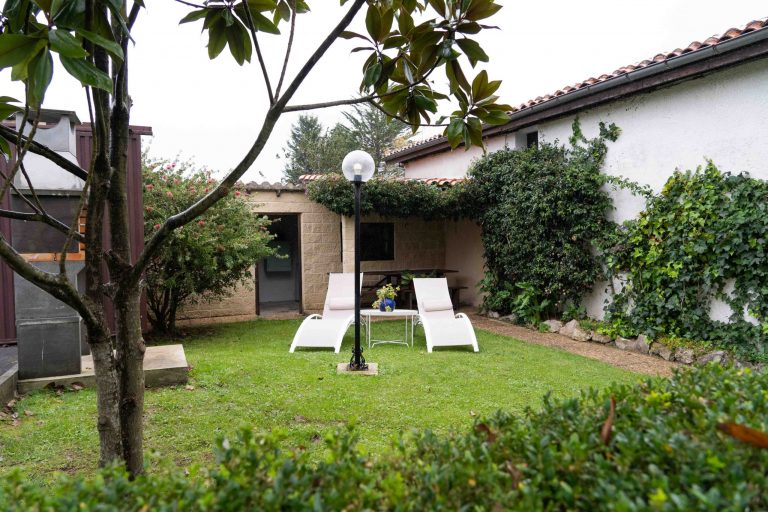 jardin casona en alquiler quinta verde ribadesella astrurias 768x512