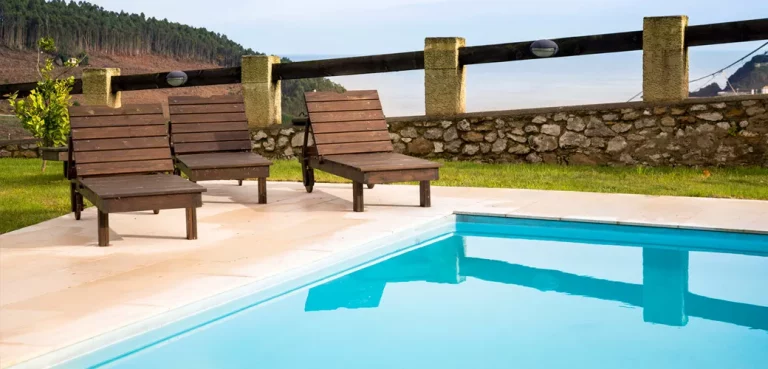 piscina hotel villadesella 768x369